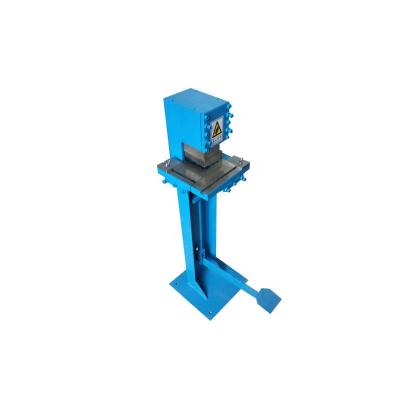 China Machinery Repair Shops 90 Degree Hand Notching Cutter / Machine Notcher Hand Notching Machine for sale