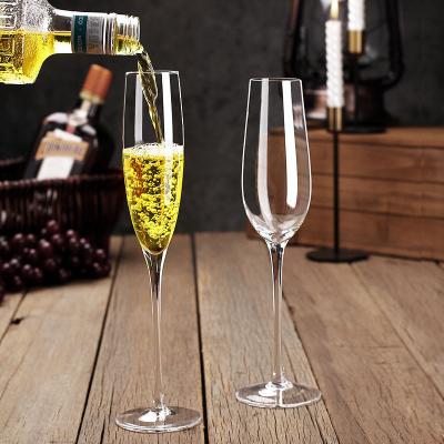 China Modern Simplicity Wedding Drink Set Champagne Glass Wholesale European Style Personalized Wine Glasses for sale