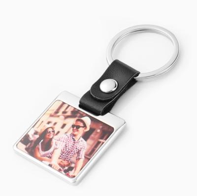 China Yinsa SK030 Key Square Shape Leather Sublimation Leather Photo Key Ring Key Chain Digital Blanks for sale