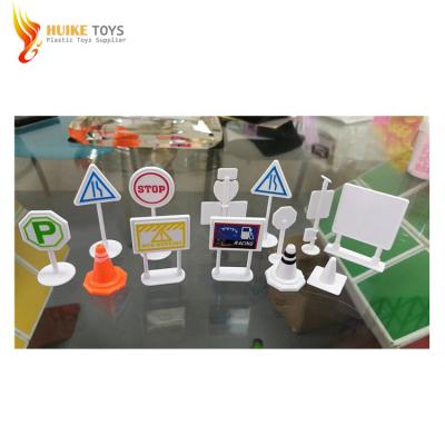 China Toys road signs, plastic sign post toy, road sign factory accessories for sale