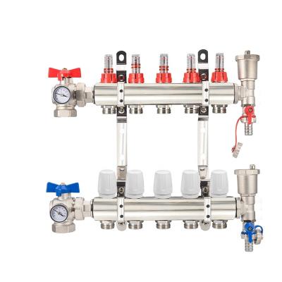 China Best modern underfloor heating parts hot water forged brass manifold for under floor heating for sale