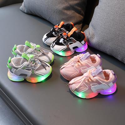 China New Fashion Girls Waterproof Kids Girls Autumn Sneakers Baby Shoes Breathable Flashing Light Casual Led Shoes For Led Children for sale