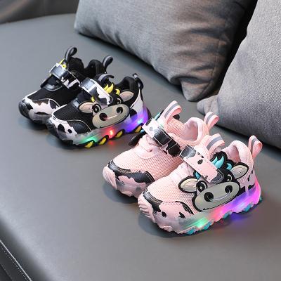 China Wholesale Thermal Cartoon Boys Casual Shoes Girls Fashion Kids Sneakers Luxury Lighting Kids Led Shoes for sale