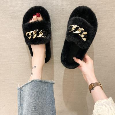 China Fashion Trend Flat Open Toe Gold Chain Decoration Bedroom Shoes Super Fluffy Luxury Women's Faux Fur Slippers for sale