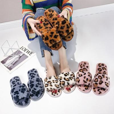 China Fashion Trend Furry Furry House Slippers Flat Slippers Soft Warm Elegant Leopard Fur Open Toe Slippers for Women and Ladies for sale