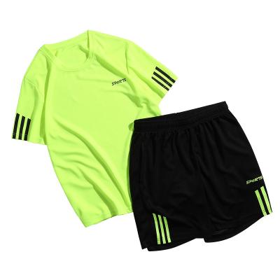 China 2022 QUICK DRY the latest tops plus size Logo Soccer Team Wear Breathable custom quick dry sportswear men for sale