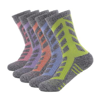 China Breathable Thick Hiking Running Socks Towel Bottom Sweat Absorbent Sports Socks for sale