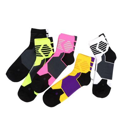 China Breathable Thick Anti-running Running Socks Men's Sports Socks Absorbent Socks for sale