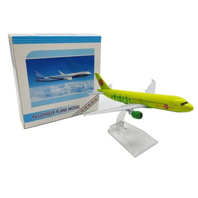 China Siberian Diecast Model Toy New Arrival 16cm 1:400 Alloy A320 Die-Casting Airplane Collection for sale