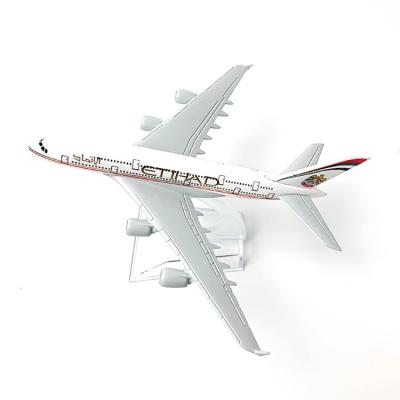 China Toy Factory Direct Sales 16CM etihad diecast equipped planes alloy Toy model diecast airplane for sale