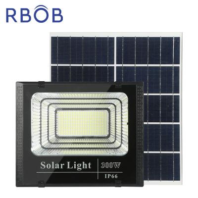 China High Quality RBOB Garden With Digital Display Ip66 Waterproof Outdoor 45w 80w 150w 300w Solar Led Flood Light Garden Lamp for sale