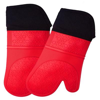 China Extra Long Superior Heat Resistant Professional Silicone Oven Gloves with Stitched Coating for sale