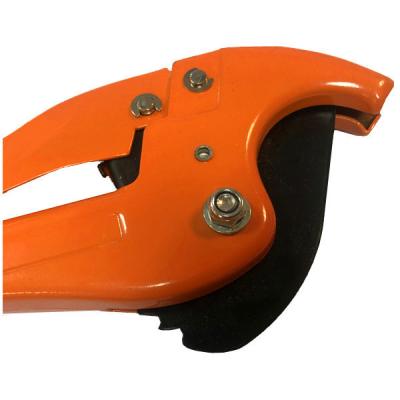 China Vinyl plastic tube cutter HT304 And Reliable Hand Tool Plastic PVC for sale