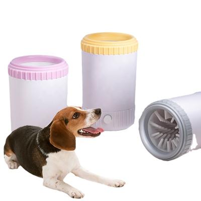 China Paw Cleaner Wholesale Soft Silicone Portable Automatic Outdoor Foot Wash Dog Pet Stocked Cleaning Cup for sale