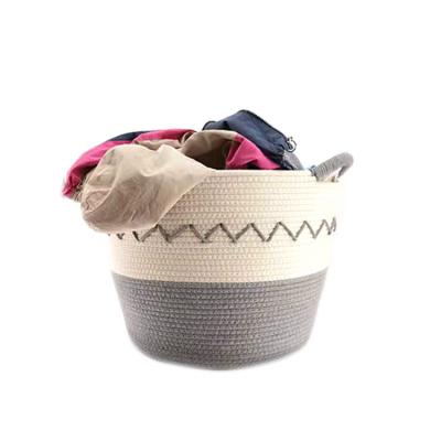 China Casual Wholesale Cotton Rope Hamper Hand Made Laundry Hamper With Handles for sale