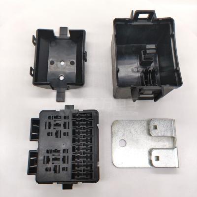 China Wholesale 8 Way Automotive Factory Direct Sale Blade Automotive Fuse Box Without Relay Fuse Holder for sale