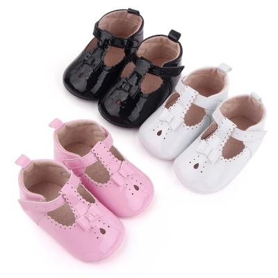 China Round Newborn Leather Baby Shoes Gently Walking Baby Shoes for sale