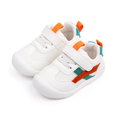 China High Quality Flat Kids White Mesh Sport Shoes Kids Casual Shoes for sale