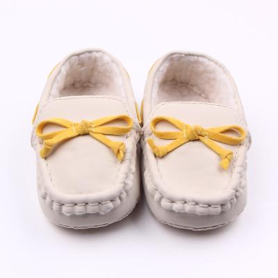 China High Quality Hot Selling Anti-skid Winter Baby Prewalker Shoes In Bulk Fabric And PVC Suede for sale