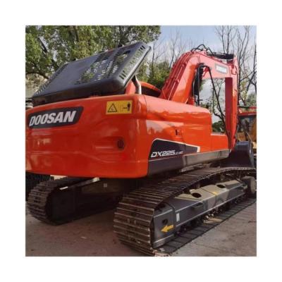 Chine Excavateur original coréen Doosan DX225 avec un poids de 22000 kg à vendre