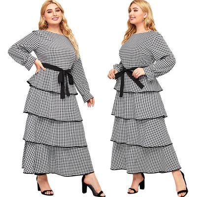 China Anti-Wrinkle CY BSCI Certificate Dubai Muslim Dress Casual Simple Long Sleeve Round Neck Loose Shape Islamic Dress With Belt for sale