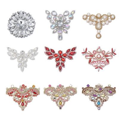 China Flatback Rhinestone Shoes Accessories Sew On Patches Iron On Crystal Applique Pearl Embroidery Wedding Dress Bags Apparel Embellishment for sale