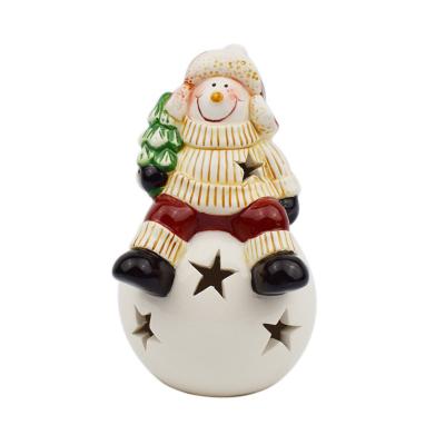 China Factory Direct Sales Christmas Ornaments Cute Hollow Decorations Christmas Candlestick Ceramic Crafts for sale