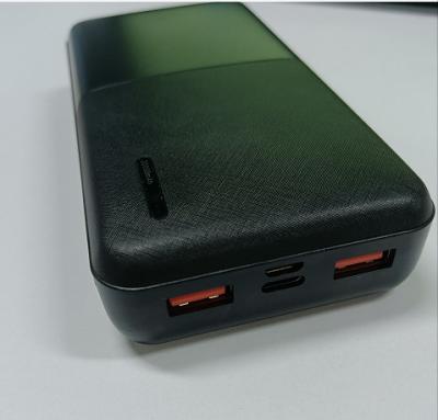 China Textured Design Textured Design Case QC3.0 Power Bank and 18W PD Charging with Type-C 20000mAh WT-503 for sale