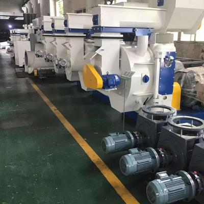 China Grote capaciteit 15 t/u Biomassa Houtpellet Machine Granulatie Productie Machine Te koop