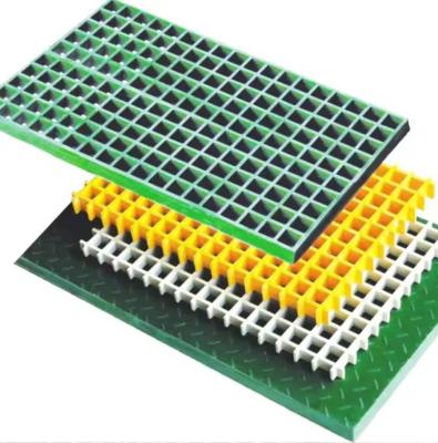 China 38x38mm FRP Gitter für Solarkollektoren Dach-Oberpflaster Gehwege Kunststoff-Bodengitterplatten zu verkaufen