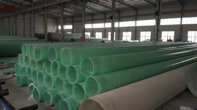 China Tubo de FRP ligero procesado por enrollamiento de filamentos para durabilidad y eficiencia en venta