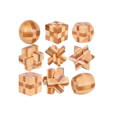 China 3D Toy Brain Teaser Puzzle Chinese Traditional Wooden Cartoon Interlocked Lock Block IQ Travel Leisure Game Toy Wooden Kongming Lock for sale