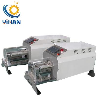 China Máquina de descascar fios pneumáticos de velocidade com método de descascagem rotativa e velocidade de 20-40pc/min à venda