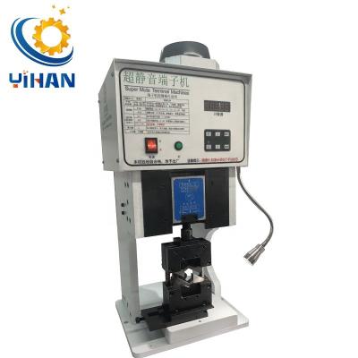 Cina 25mm Quadrato Isolato Crimp Spade Connettori terminali Wire Crimping Machine 4 tonnellate velocità mono grano muffa in vendita