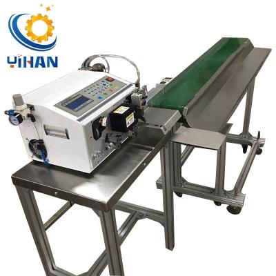 China Automatisch draad snijden Stripping Terminal Crimping Machine met bedrading conveyor belt Te koop