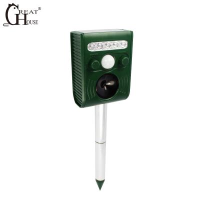 China GH-191B Viable Waterproof Pet Rodent and Pest Repeller Cats, Dogs, Mice, Rabbit, Squirrel Repellent, Motion Activated for sale