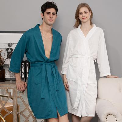 China 2021 Men's Blue Oversized Bathrobe Logo Bath Robe High Quality White Plaid Thermal High Quality OEM Unisex Wholesale for sale