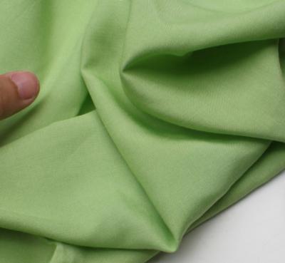 Κίνα Breathable Rayon Fabric Plain Environmentally Friendly Linencotton Fabric Wholesale προς πώληση