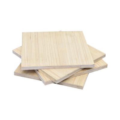 中国 1220×2440mm 色 MDF プレート 3mm~18mm 耐火 MDF 板 販売のため