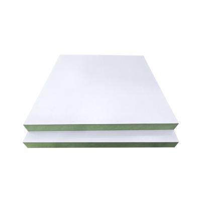 China 3mm 12mm MDF Board 9ft 1 Inch 6m White Melamine MDF Sheet Multi Design for sale