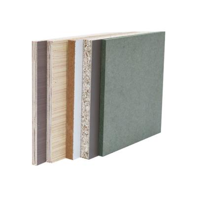 China 2mm-15mm Mdf Laminated Plywood Board E0 8x4 Plywood Sheets Moisture Proof for sale