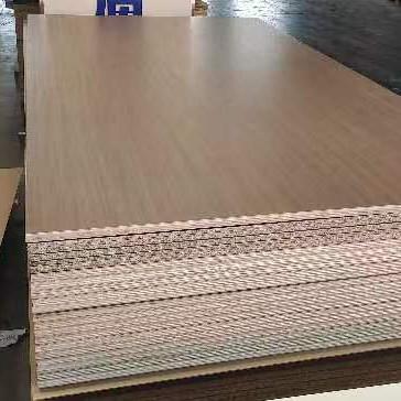 China E0 Hardwood Core Plywood Indoor Soft Birch Plywood 15mm For Packing for sale