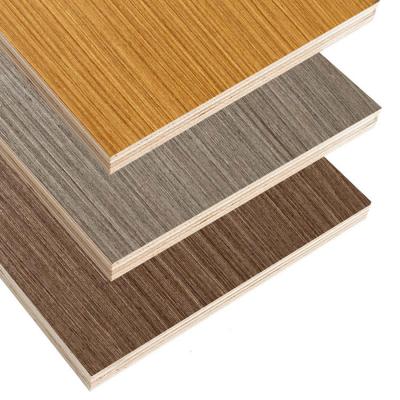 China Encasillado de madera contrachapada de carcillo de roble, laminado de madera contrachapada de abedul, MDF en venta