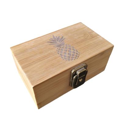 China Classic Design Rectangle Storage Box Solid Wood Packing Box High Grade Custom Handmade for sale