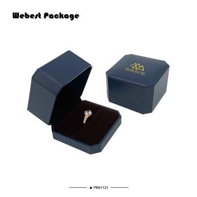 China Webest durable package hinged black ring boxsmall lid black moq bottom ring jewelry box person for sale