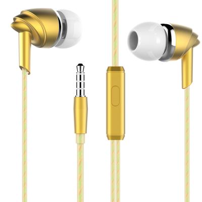 China Hot Selling Comfortable Custom Design Volume Control Sport Music Wired Mobile Earphone Earphone With MIC for sale