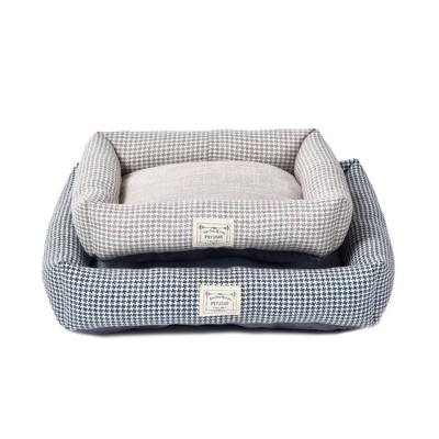 China Viable Wholesale High Quality Luxury Petstar Pet Beds Indoor Pet Bed for sale