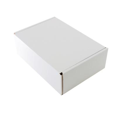 China Recycled Materials Supplies Flat A4 Holiday Corrugated Personalized White Cardboard Jewelry Gift Box Announcement Box for sale