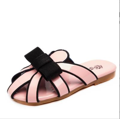 China Breathable children lace slippers summer girl bow tie new outside wear shopping fashion slippers girl princess Moroccan slippers for sale