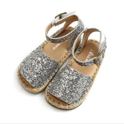 China Wholesale Shiny Anti-odor Princess Shoes Kids Shoes 2022 New Summer Sandals Beach Girls Sandals Soft Bottom Shoes for sale